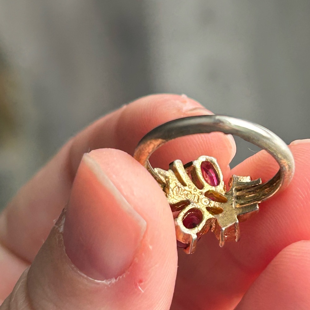 4/$50 Elegant Gold and Pink Gemstone Ring size 4 1/2 - Picture 7 of 9